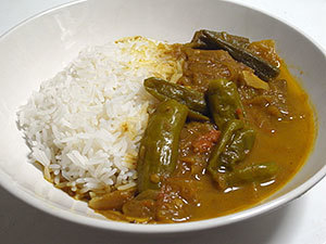 シシトウとオクラのカレー